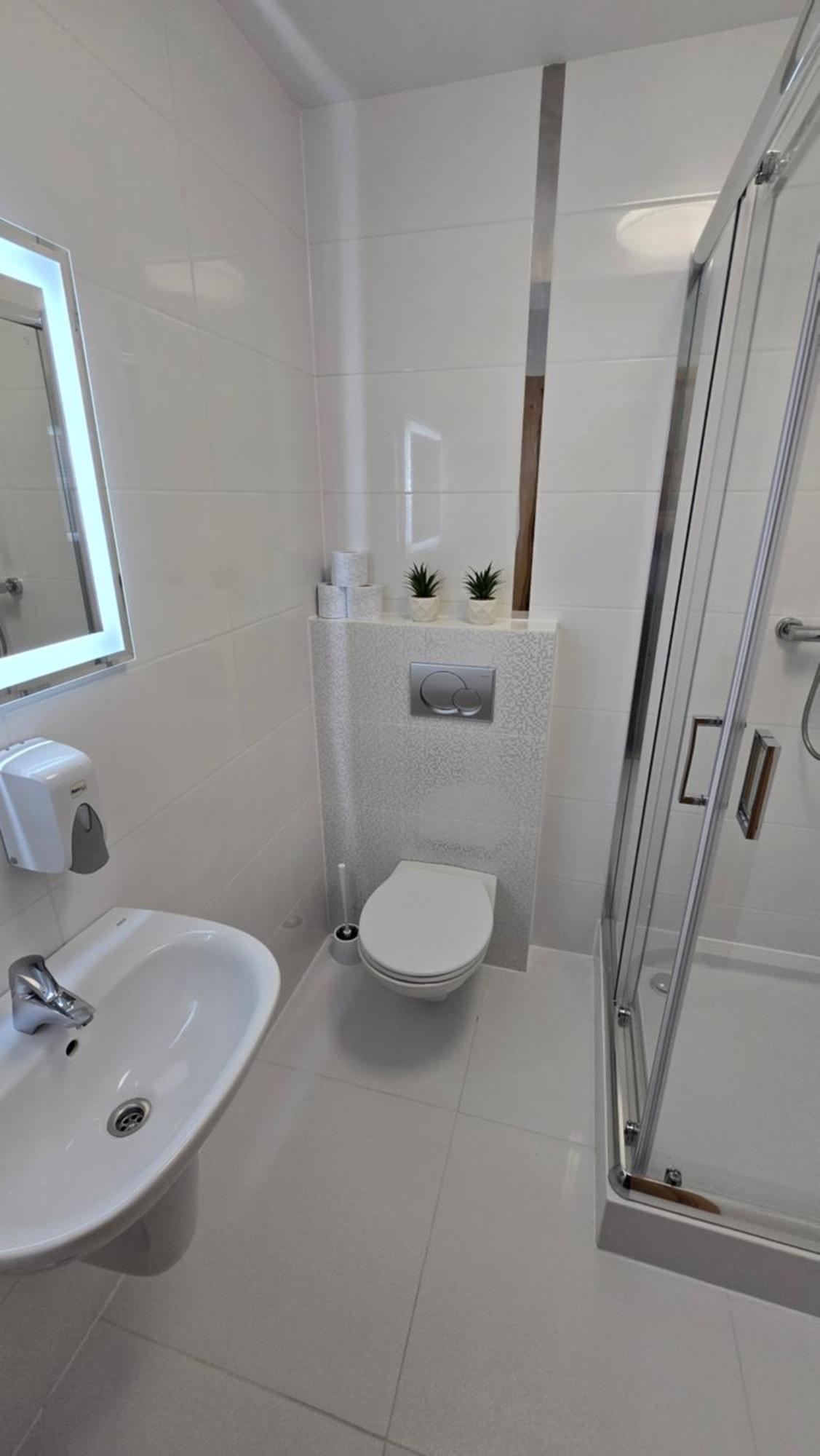 Motel Za Miedza Bralin Ngoại thất bức ảnh