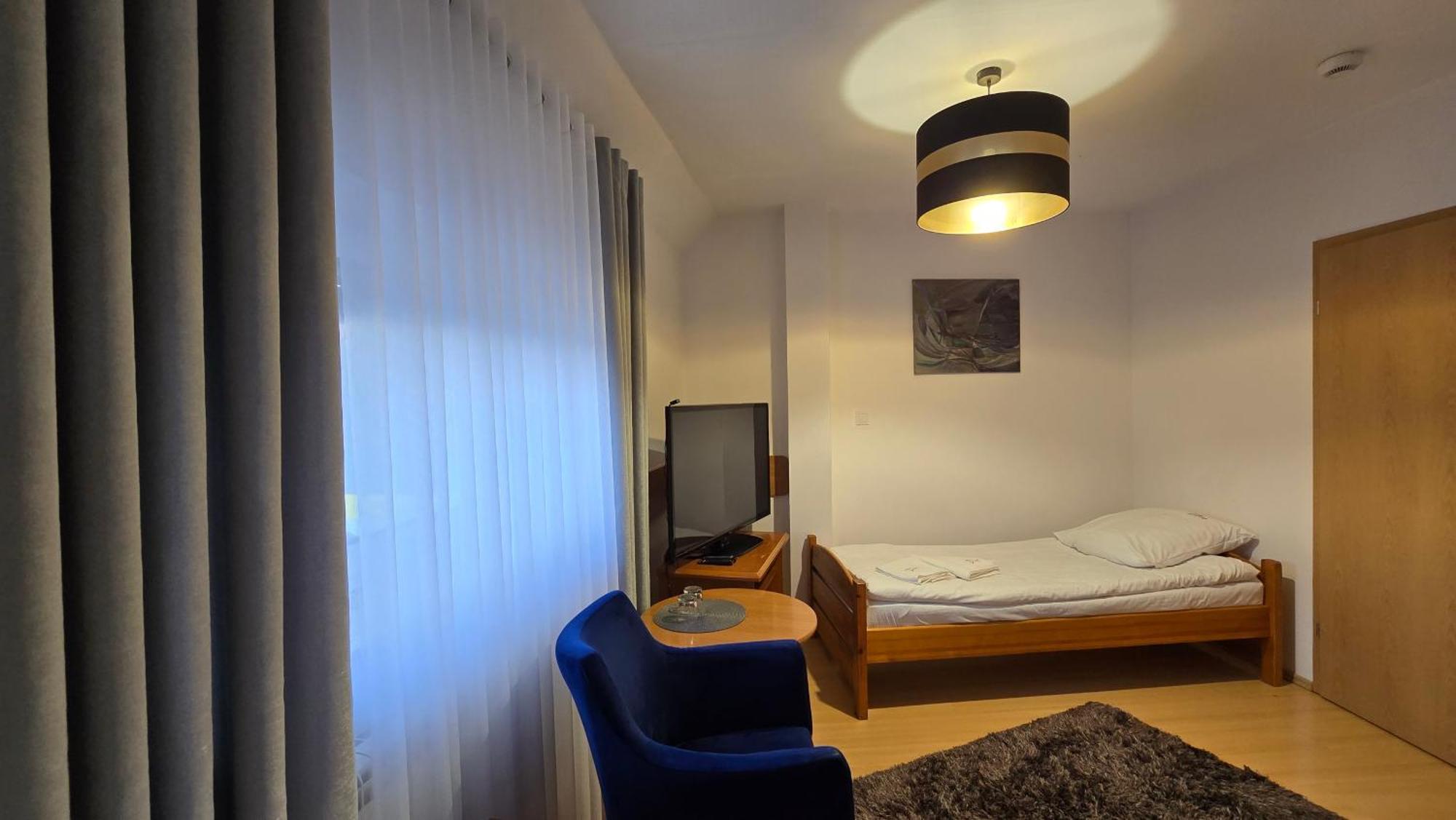 Motel Za Miedza Bralin Ngoại thất bức ảnh