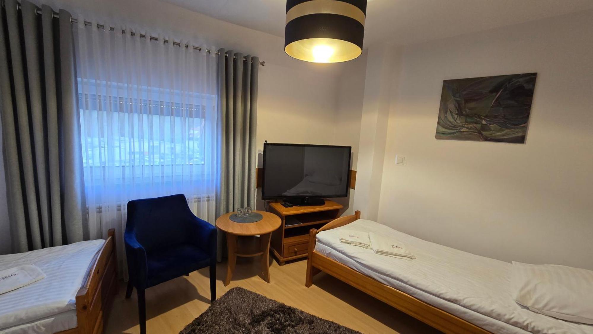 Motel Za Miedza Bralin Ngoại thất bức ảnh